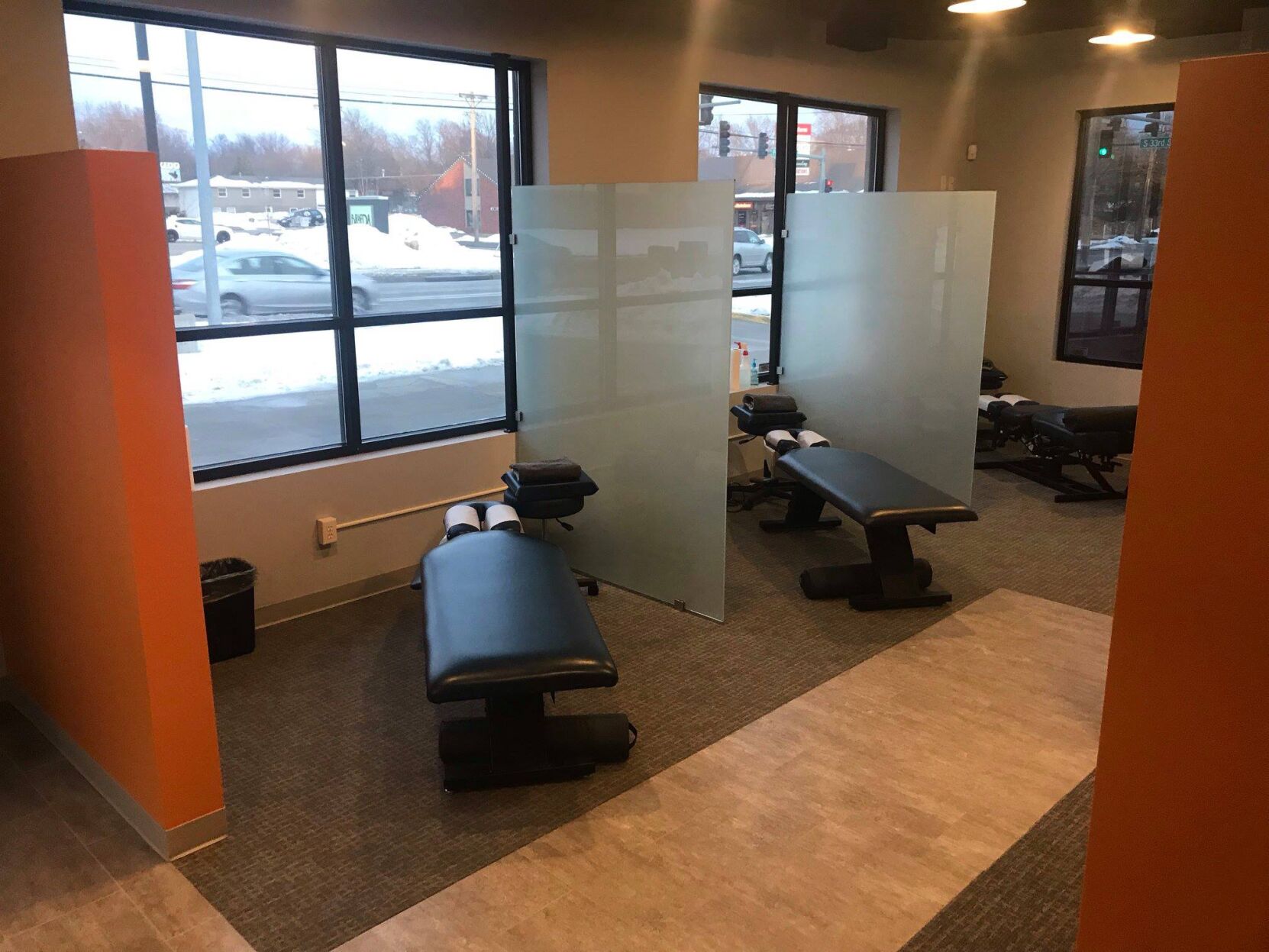 Chiropractice Office: NuSpine Chiropractic South